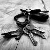 imageGerber Blades Shard Keychain Tool Clam Package